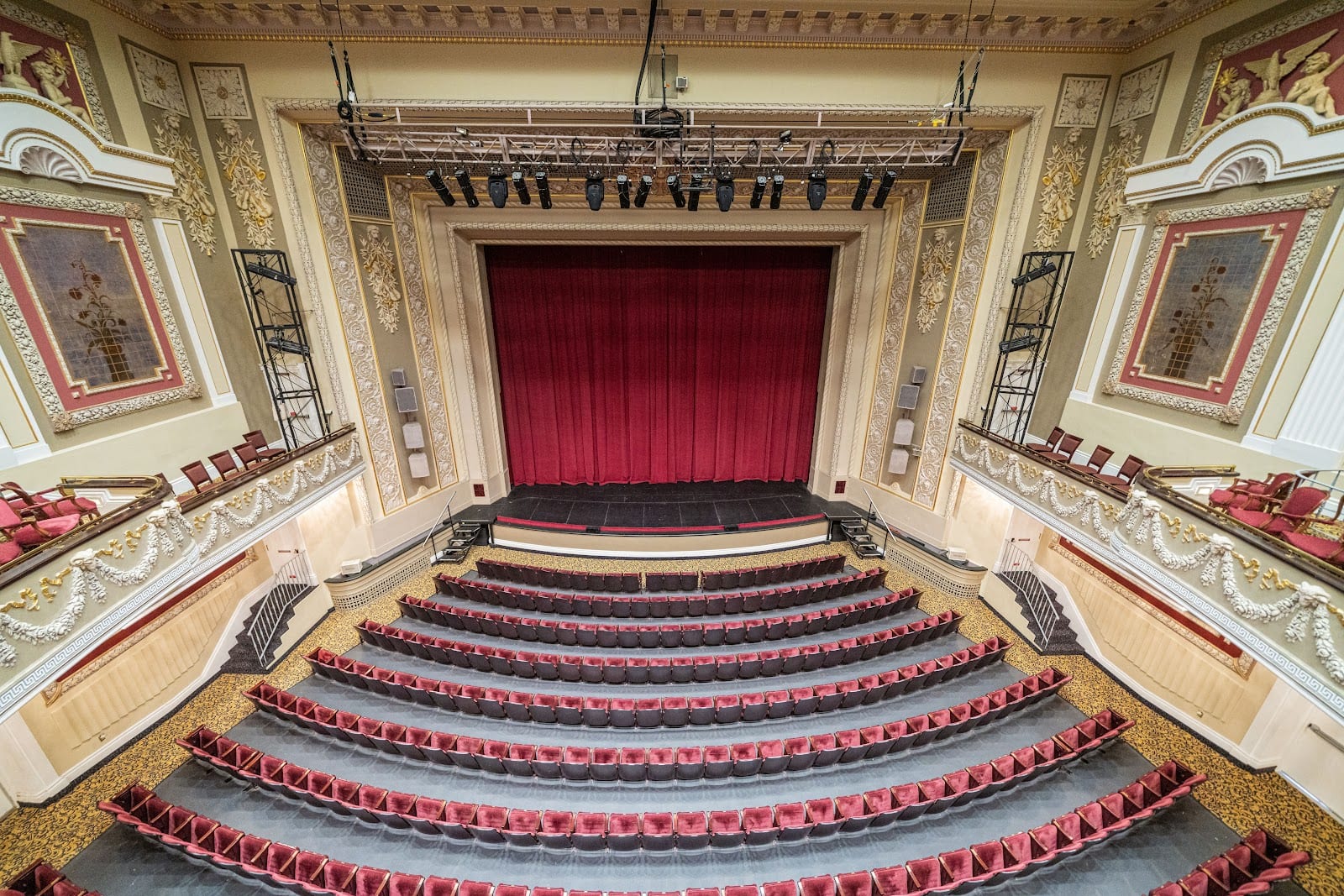 Ellen Eccles Theatre, photo 2