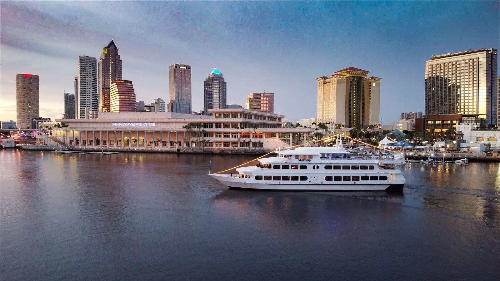 Yacht StarShip Cruises & Events, photo 2