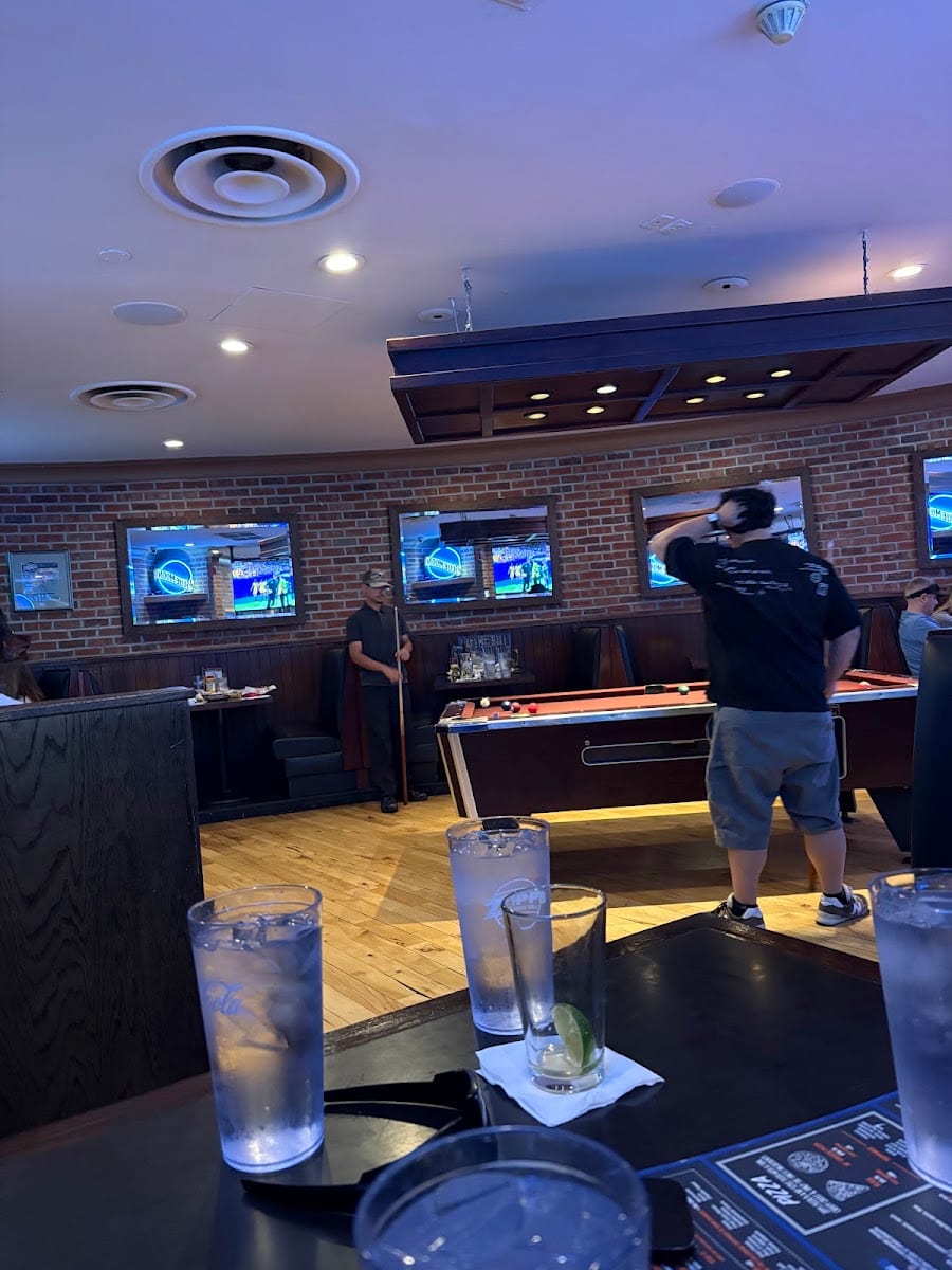 Zipps Sports Grill, photo 3
