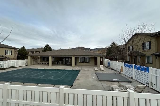 Elegant Cedar Ridge Escape with clubhouse amenities - pool, hot tub, gym, grill., photo 2