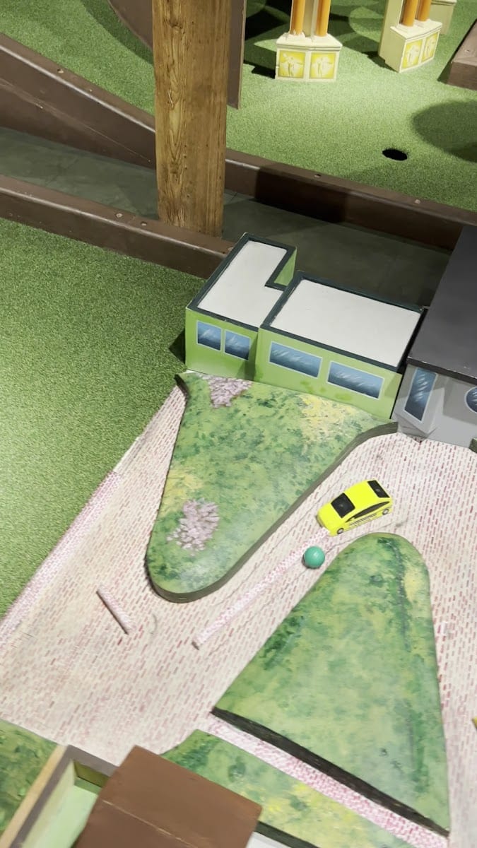 Subpar Miniature Golf, photo 2