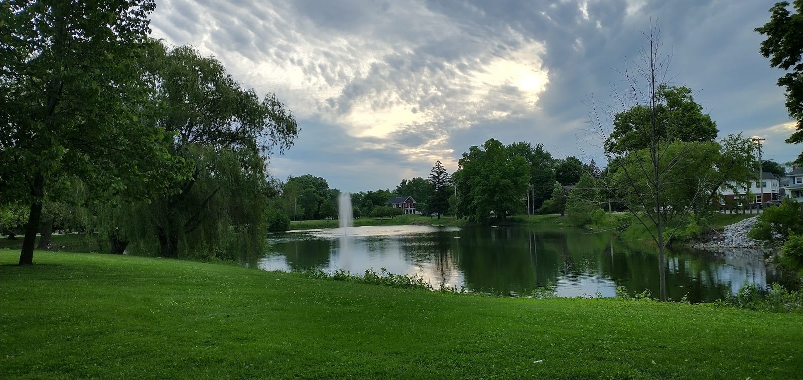 Lakeside Park South
