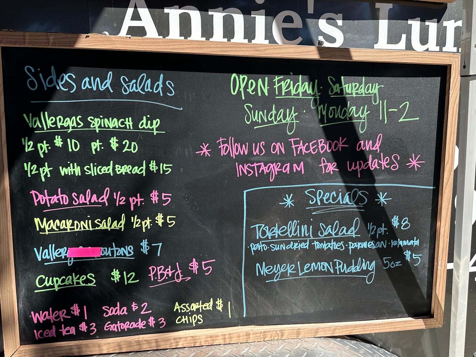 Annie’s Lunch Box, photo 3
