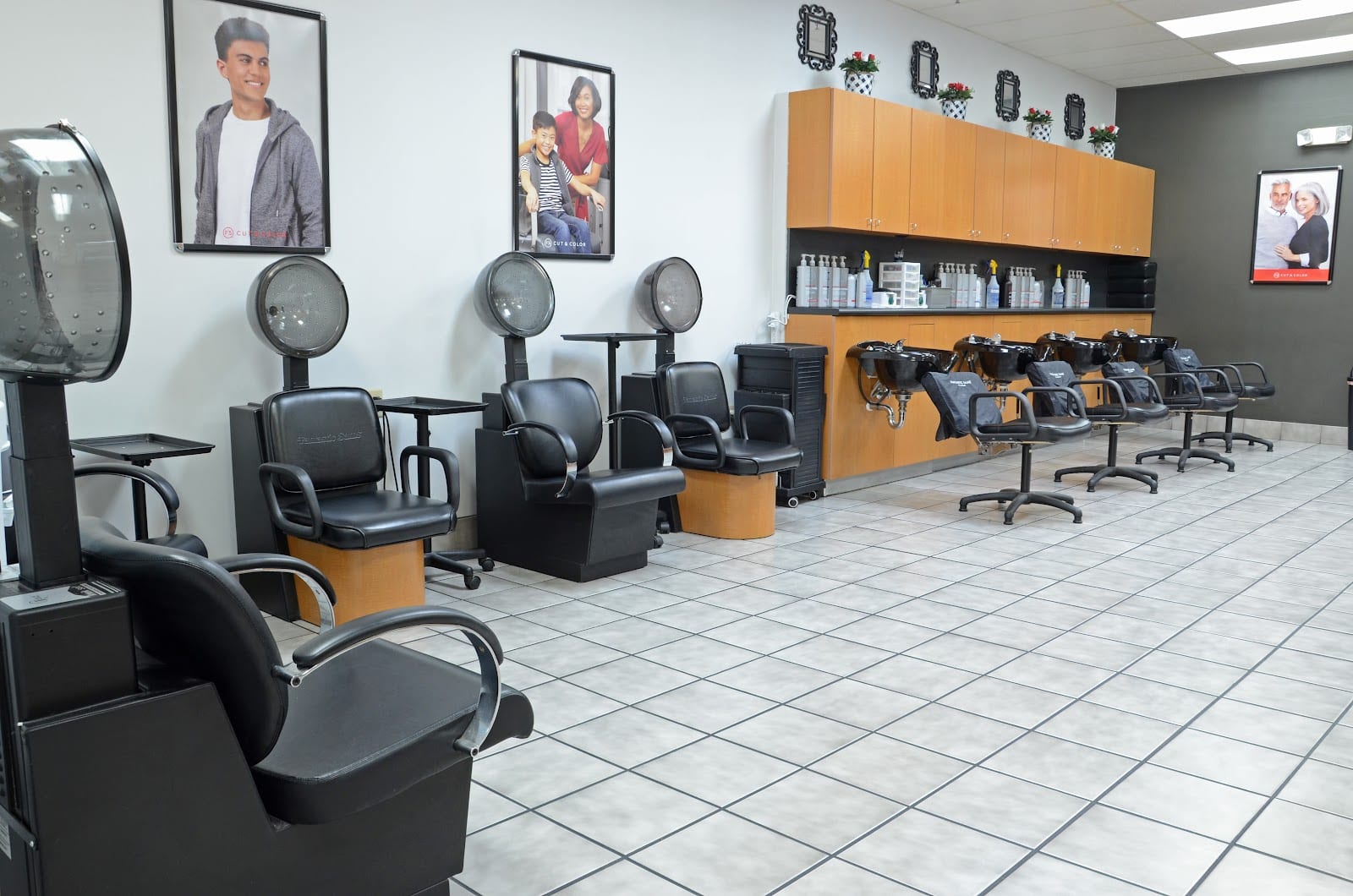 FANTASTIC SAMS Cut and Color Orange Park, photo 4