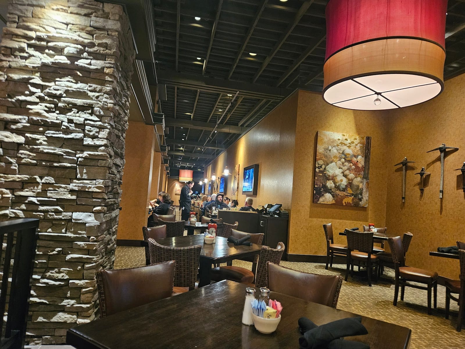 Claim Jumper Restaurants, photo 4