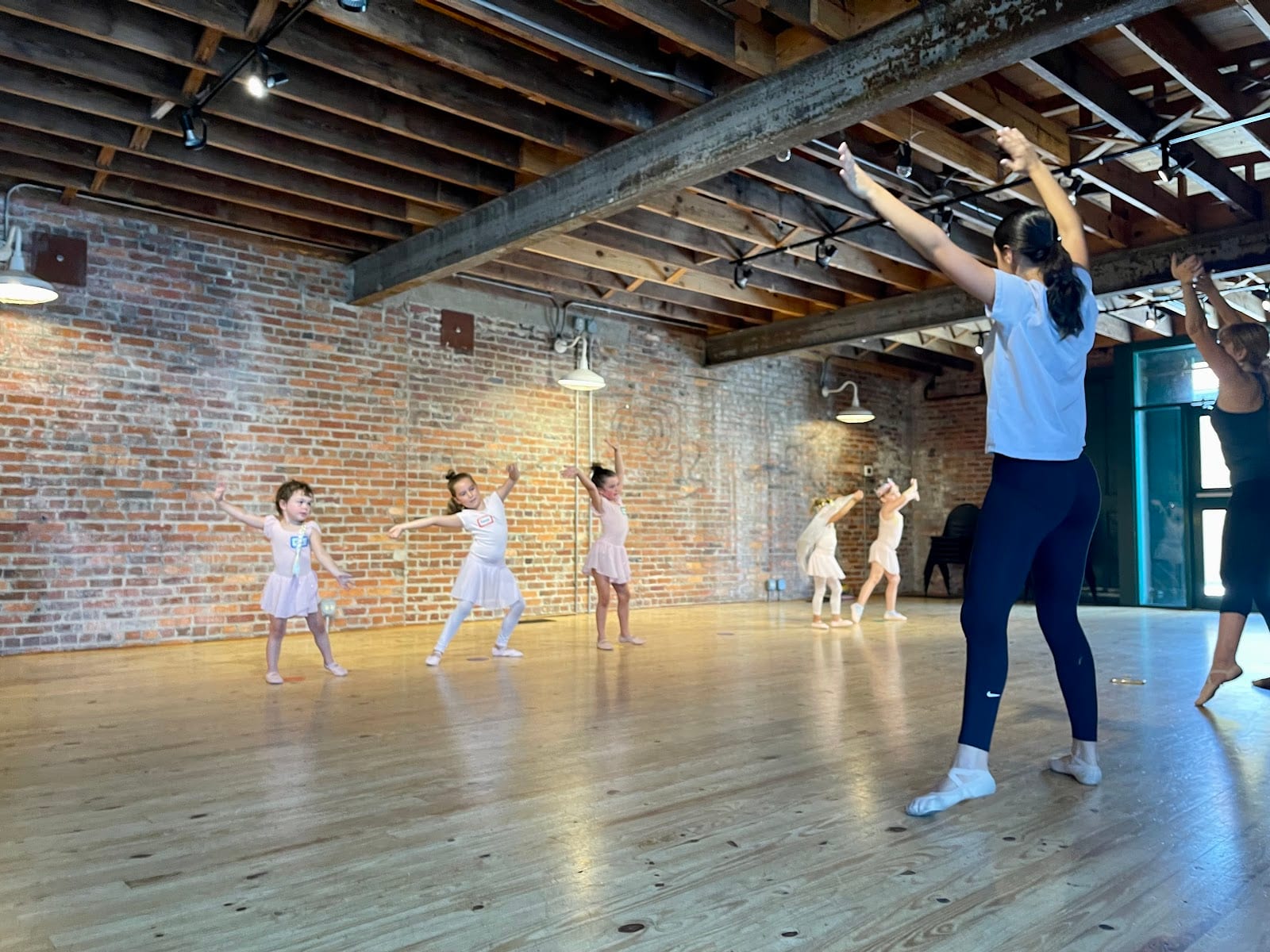 Elizabeth Mission of Dance