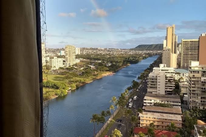 Hotel-Condo KING BED Studio- Resort Pool & View