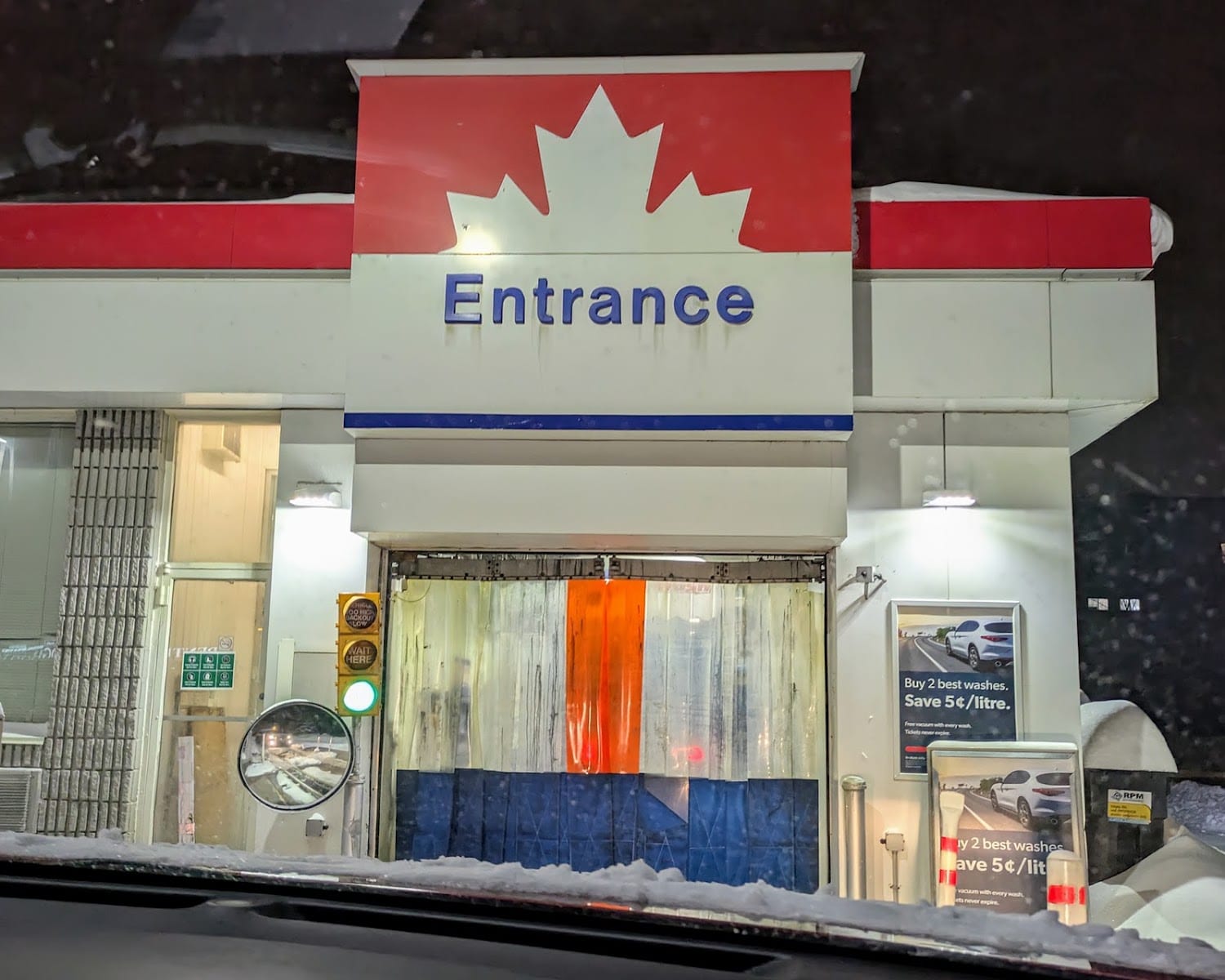 Petro-Canada & Car Wash