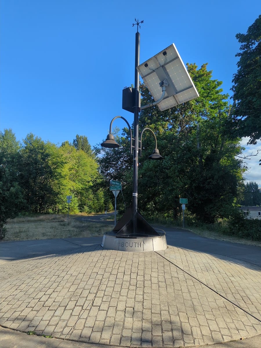 Chehalis Western Trail and Karen Fraser Woodland Trail Intersection