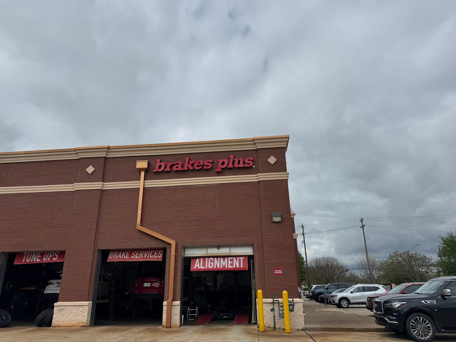 Brakes Plus, photo 4