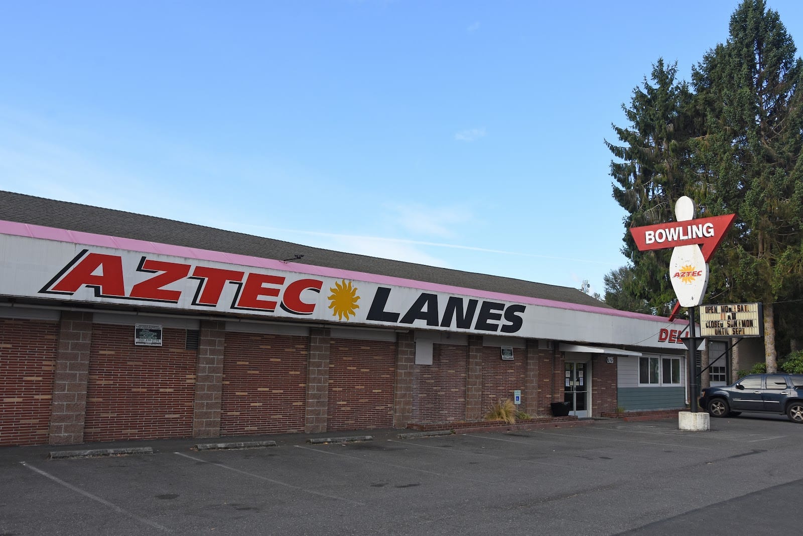 Aztec Lanes