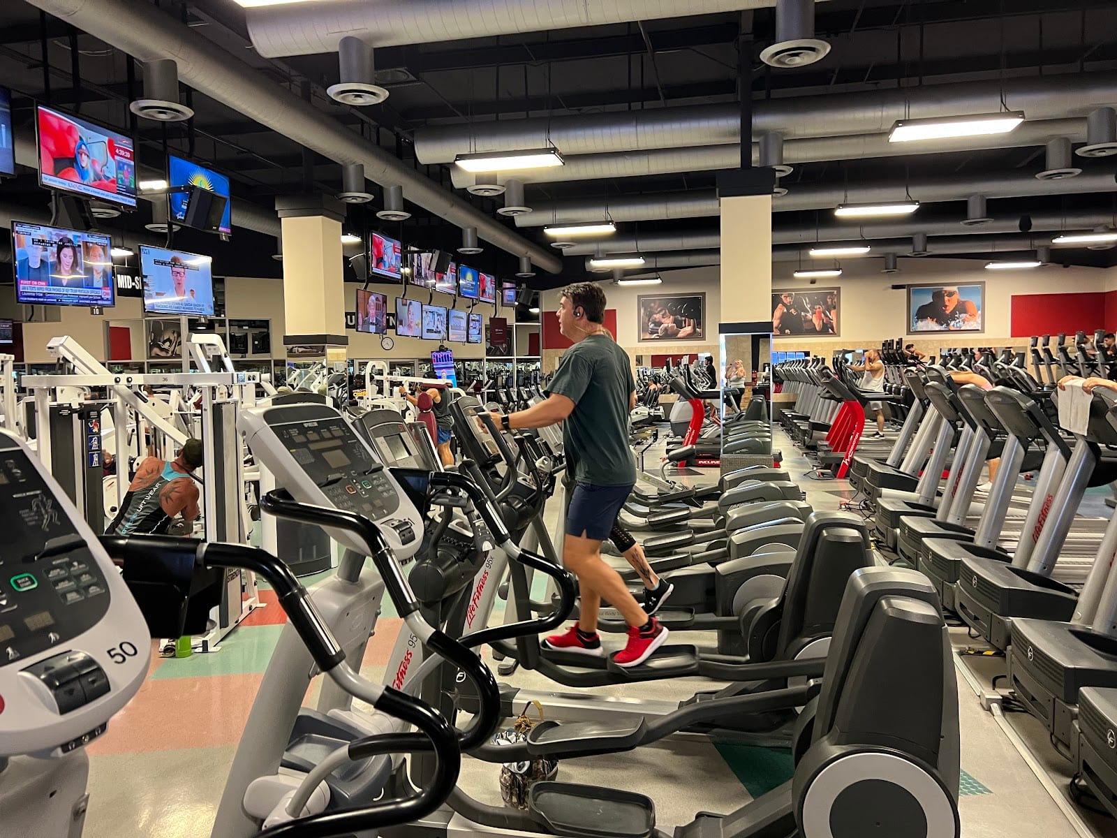 Las Vegas Athletic Clubs - West