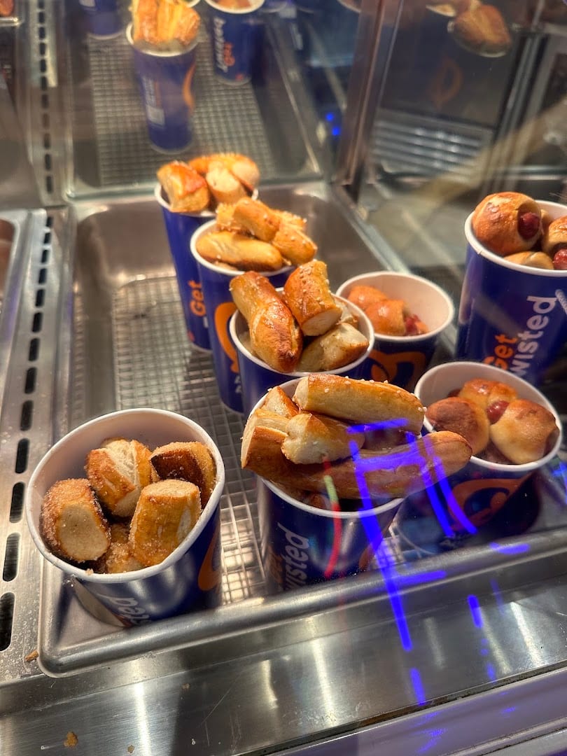 Auntie Anne's, photo 3