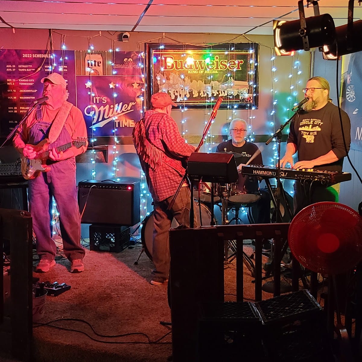 Hide Away Inn