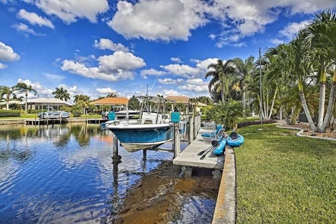 Fish, Boat & Relax-Direct Access Canal Home Near Top Fishing Spots, photo 3
