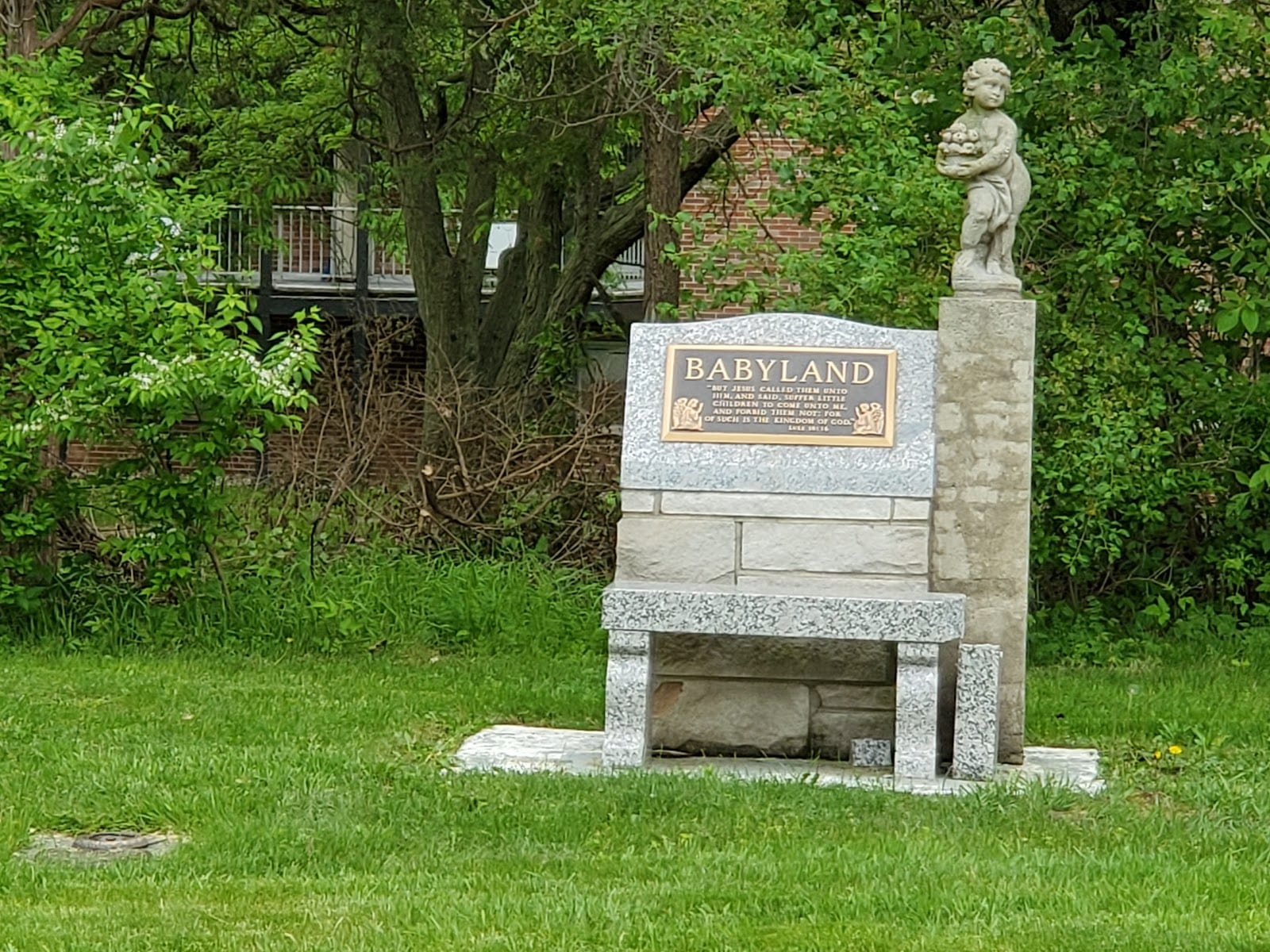 Greenlawn Memorial Park