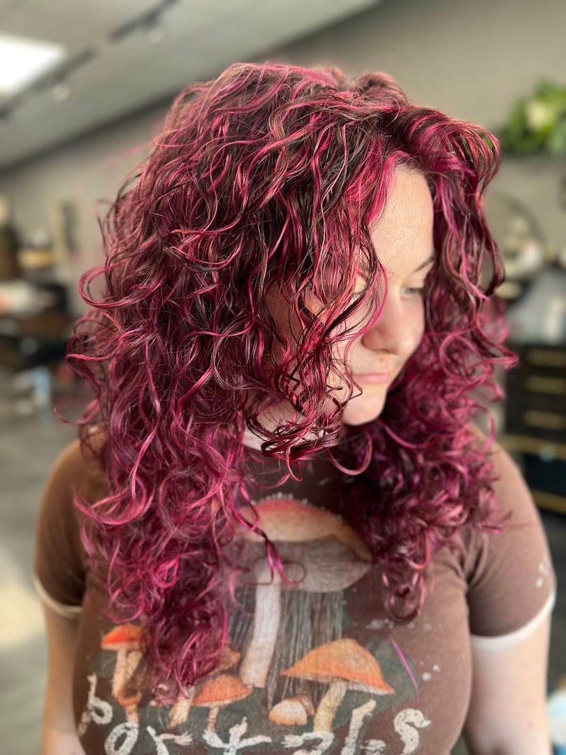 Indy J Hair, photo 4
