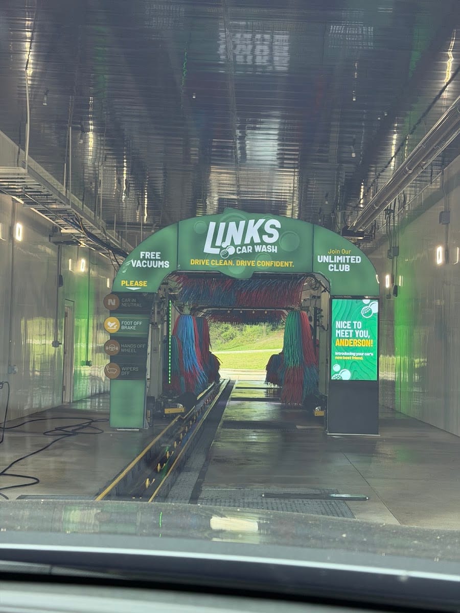Links Car Wash, photo 3