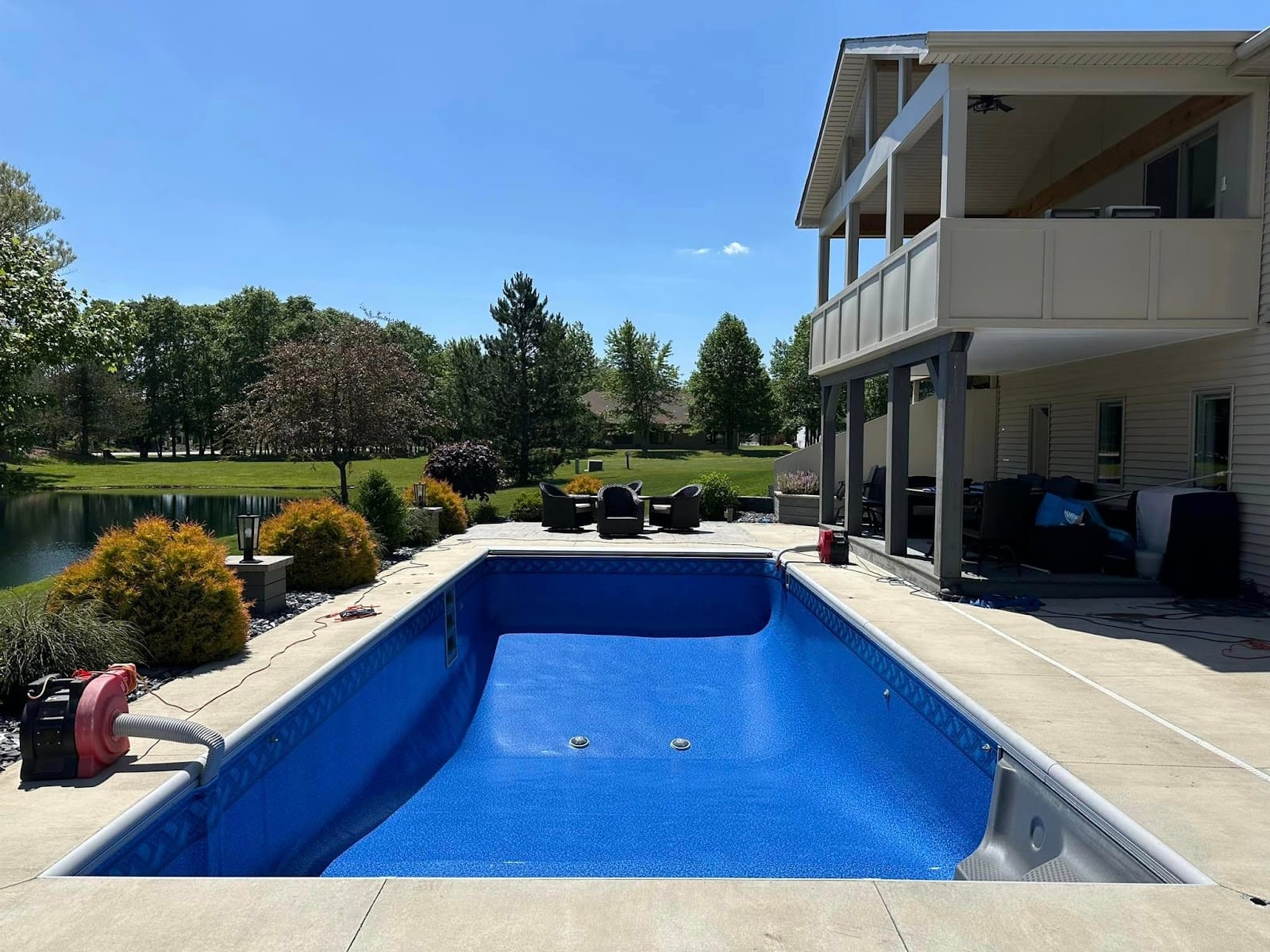 Hillside Pools