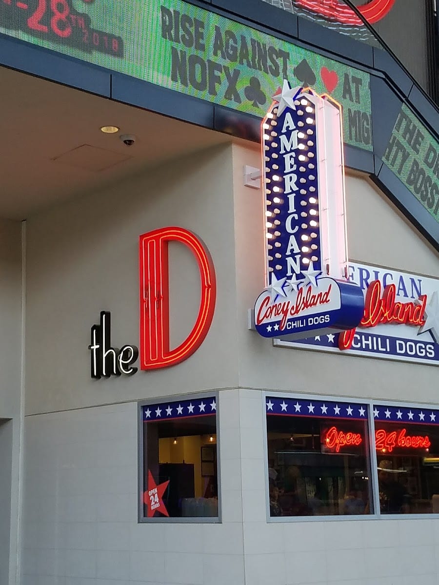 D Bar