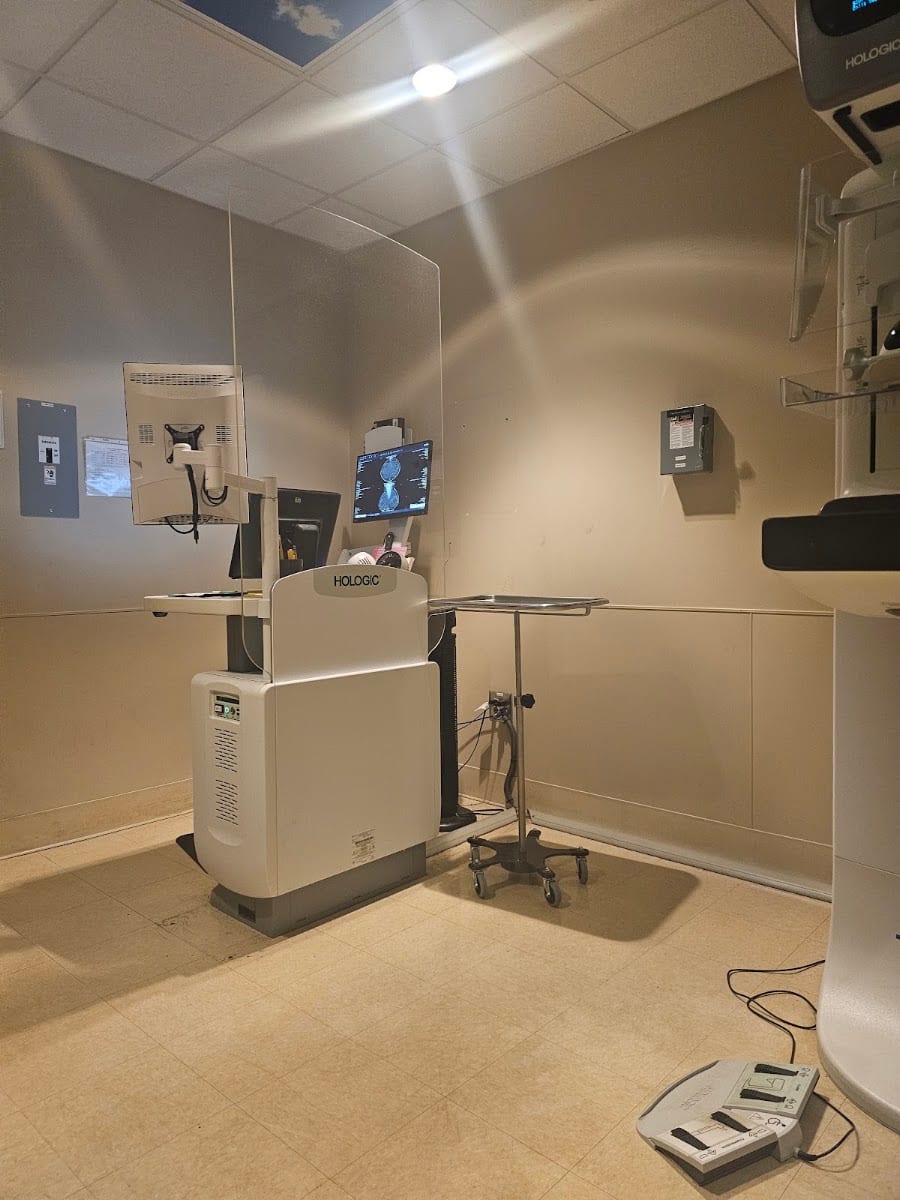 Emory Hillandale Hospital, photo 4