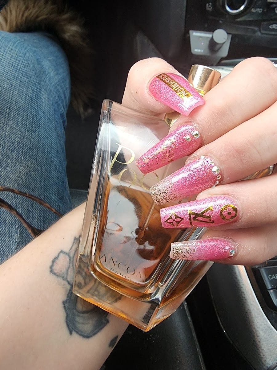 Elegant Nails