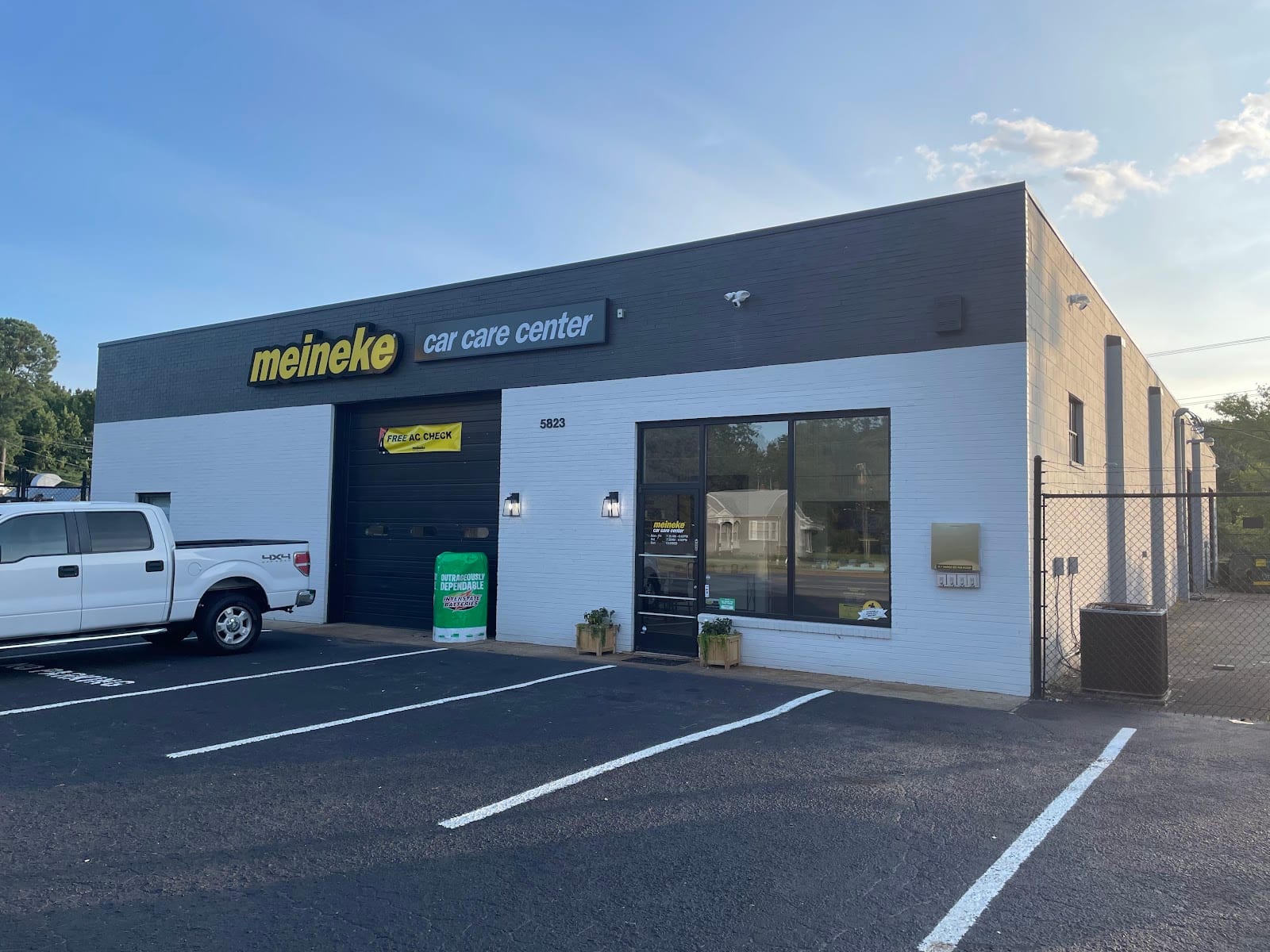 Meineke Car Care Center