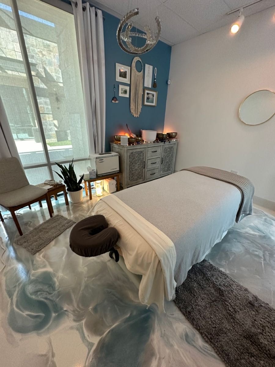 Peaceful palms massage and spa
