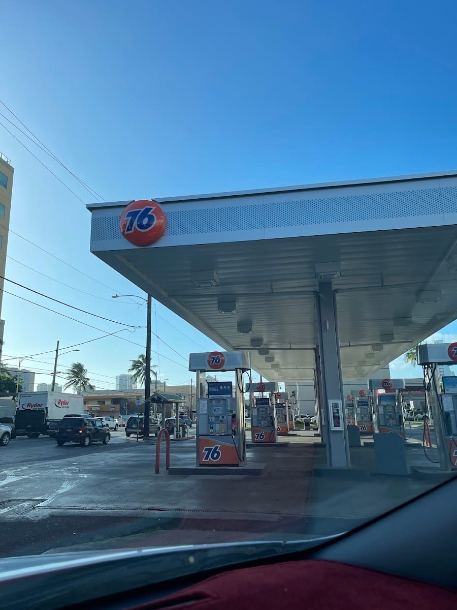 Dons Makiki Service 76 prowash