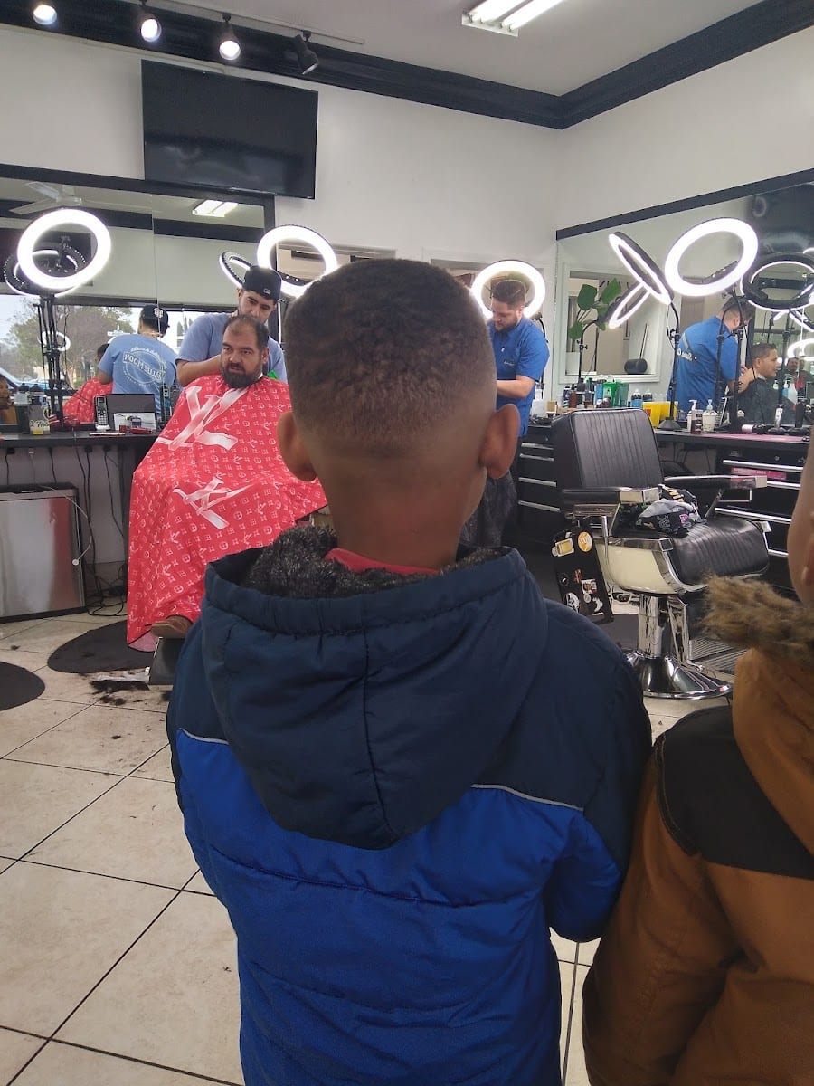Urban Cuts 390