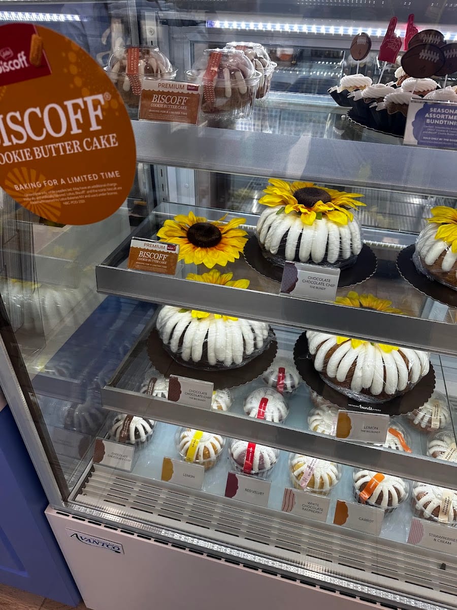 Nothing Bundt Cakes, photo 2