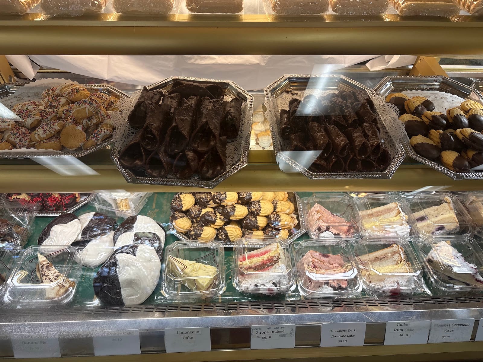 Viro's Real Italian Bakery, photo 3