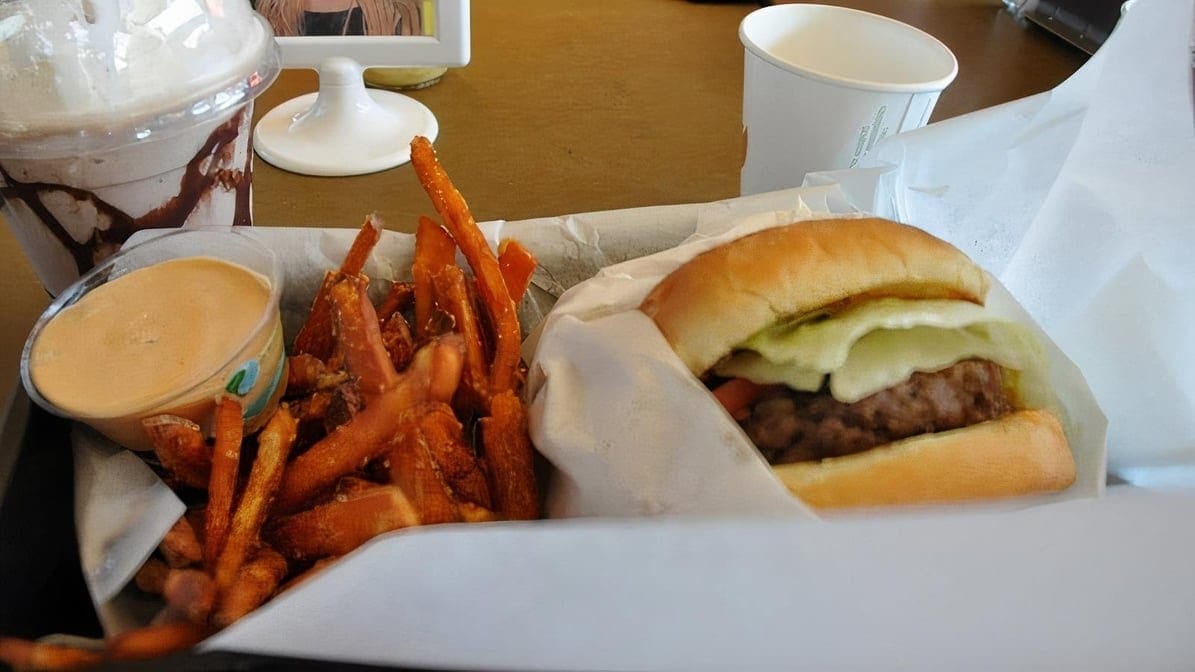Daily's Sports Grill