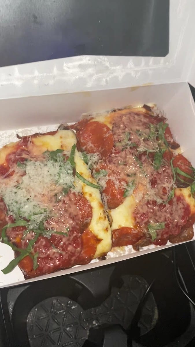 Detroit Square Pizza, photo 2