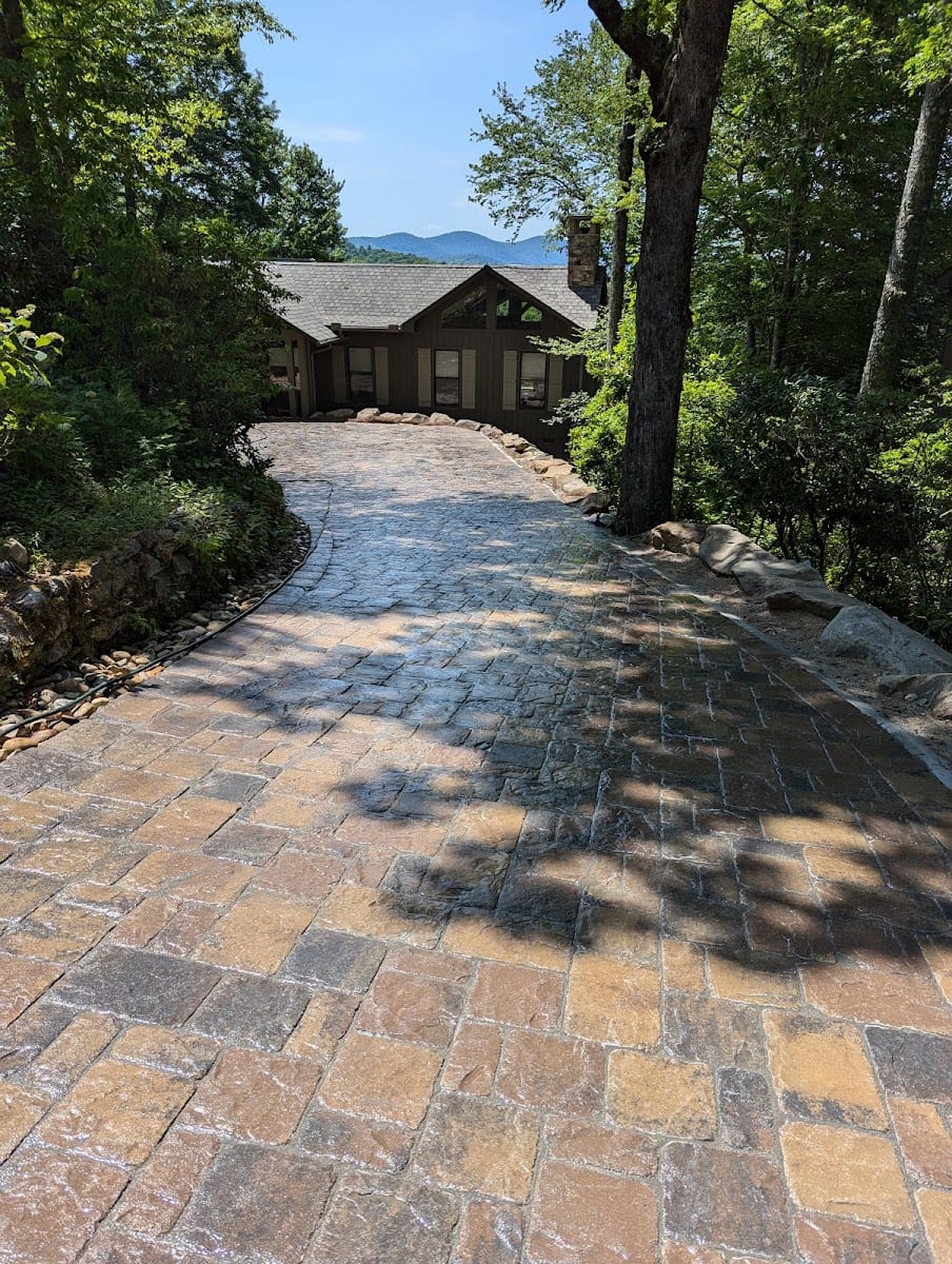 B & B Landscaping, photo 2