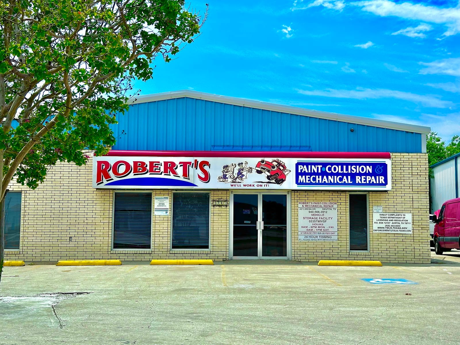 Robert's Paint-Collision & Mechanical Repair