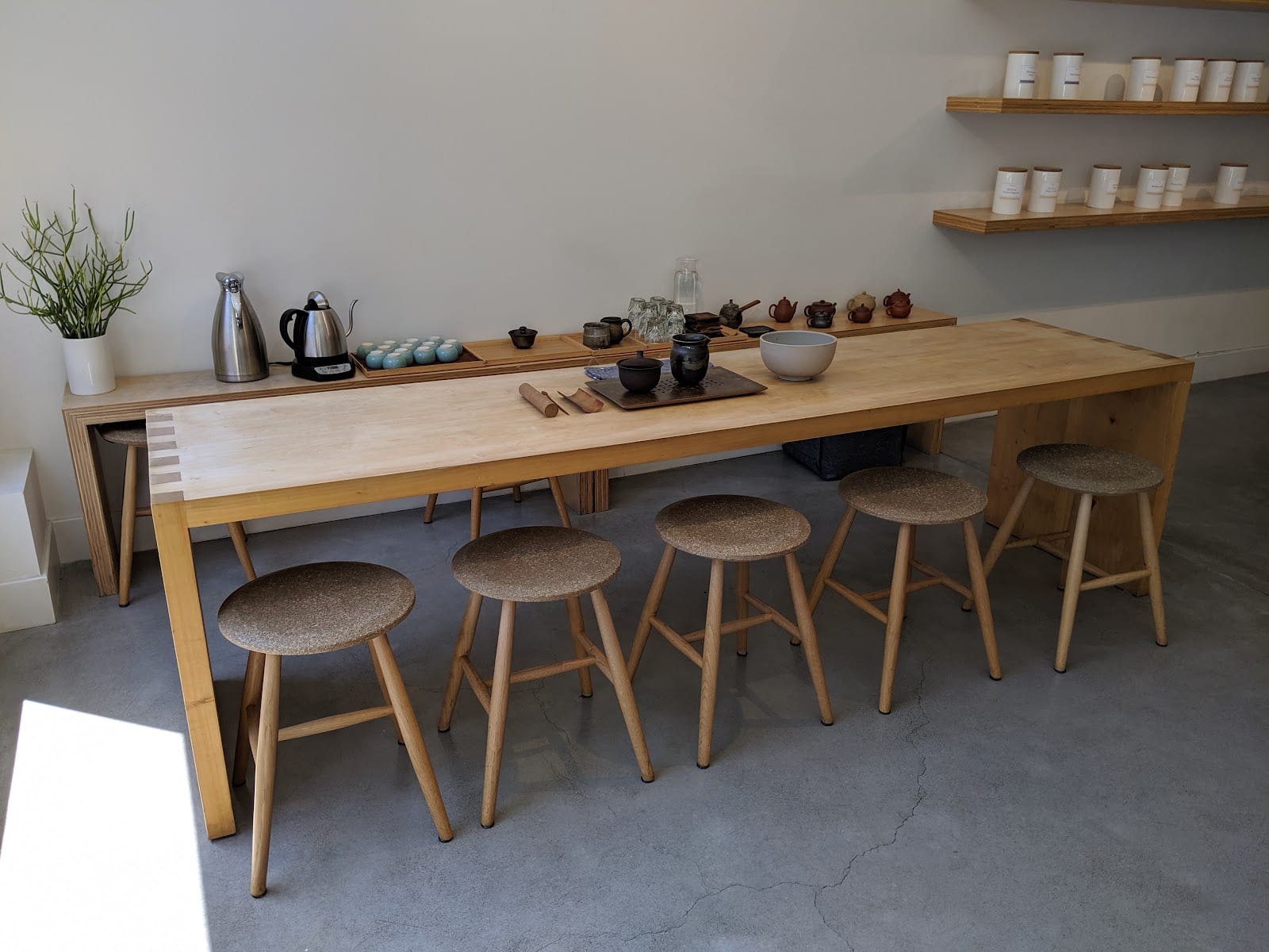 Song Tea & Ceramics, photo 3