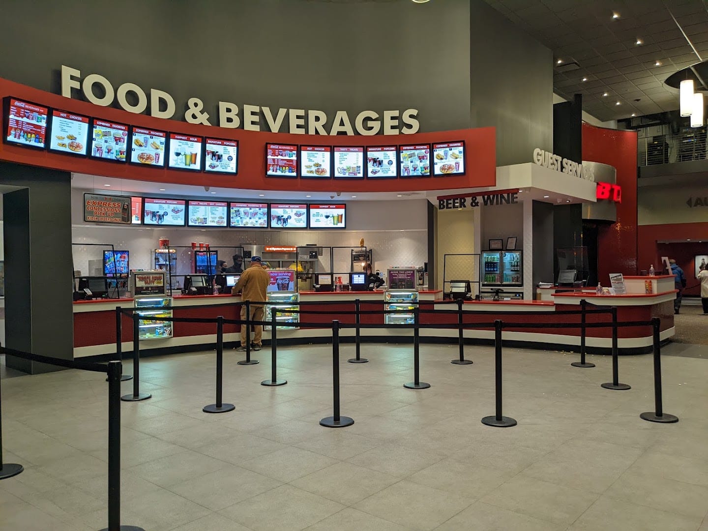 AMC Saratoga Springs 11, photo 2