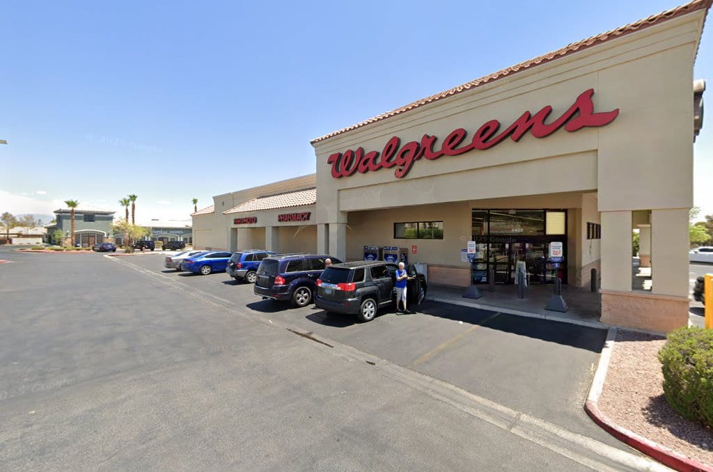 COVID-19 Drive-Thru Testing at Walgreens, photo 3