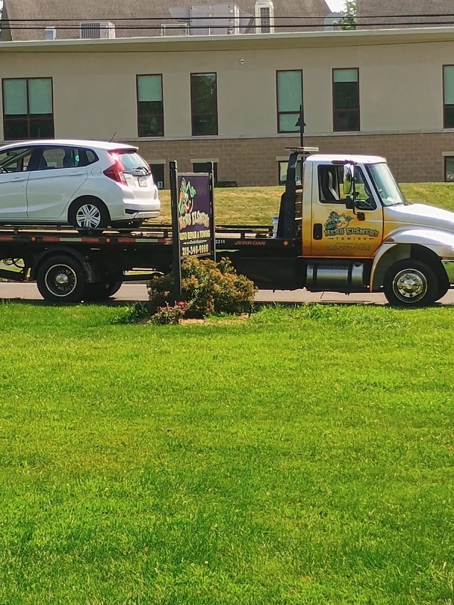 Herb Elsners Auto Repair and Towing, photo 3