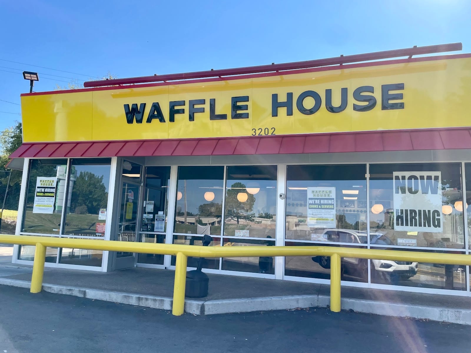 Waffle House Delivery Only, photo 2