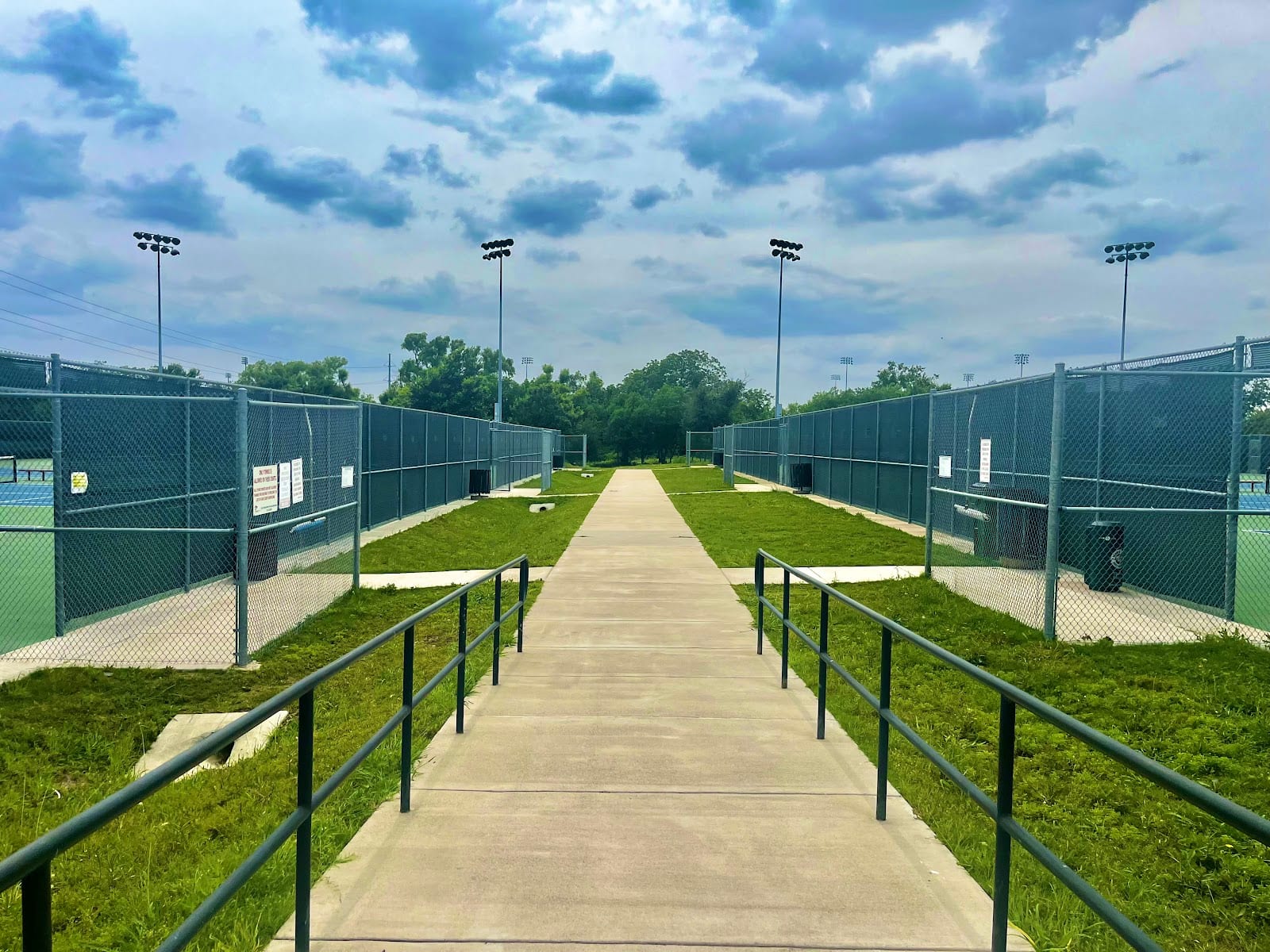 Old Settlers Park Tennis Courts