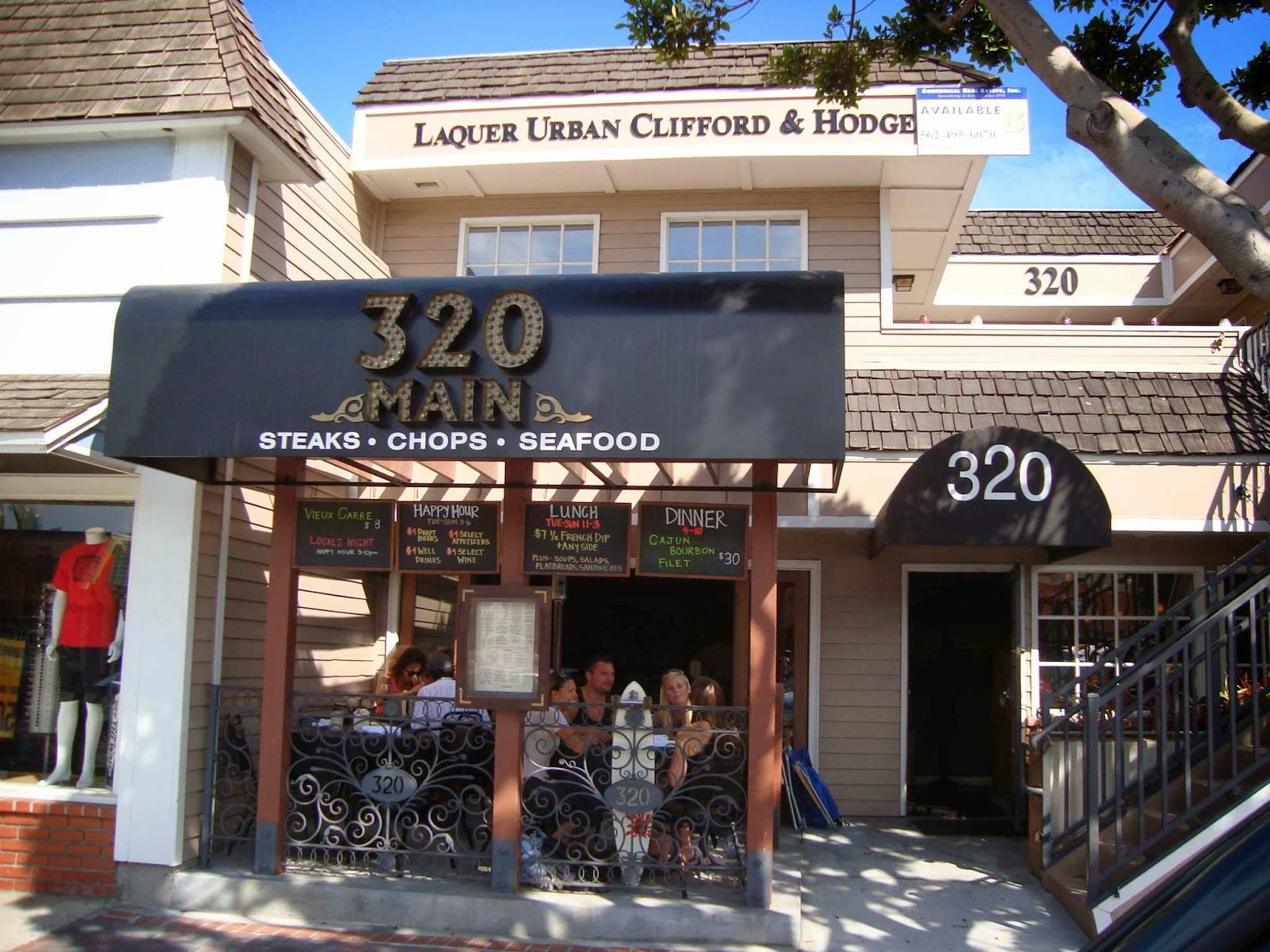 320 Main, photo 2