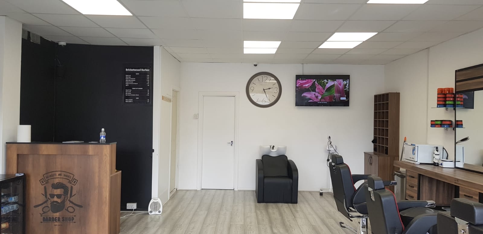 BRICKET WOOD BARBERS, photo 4