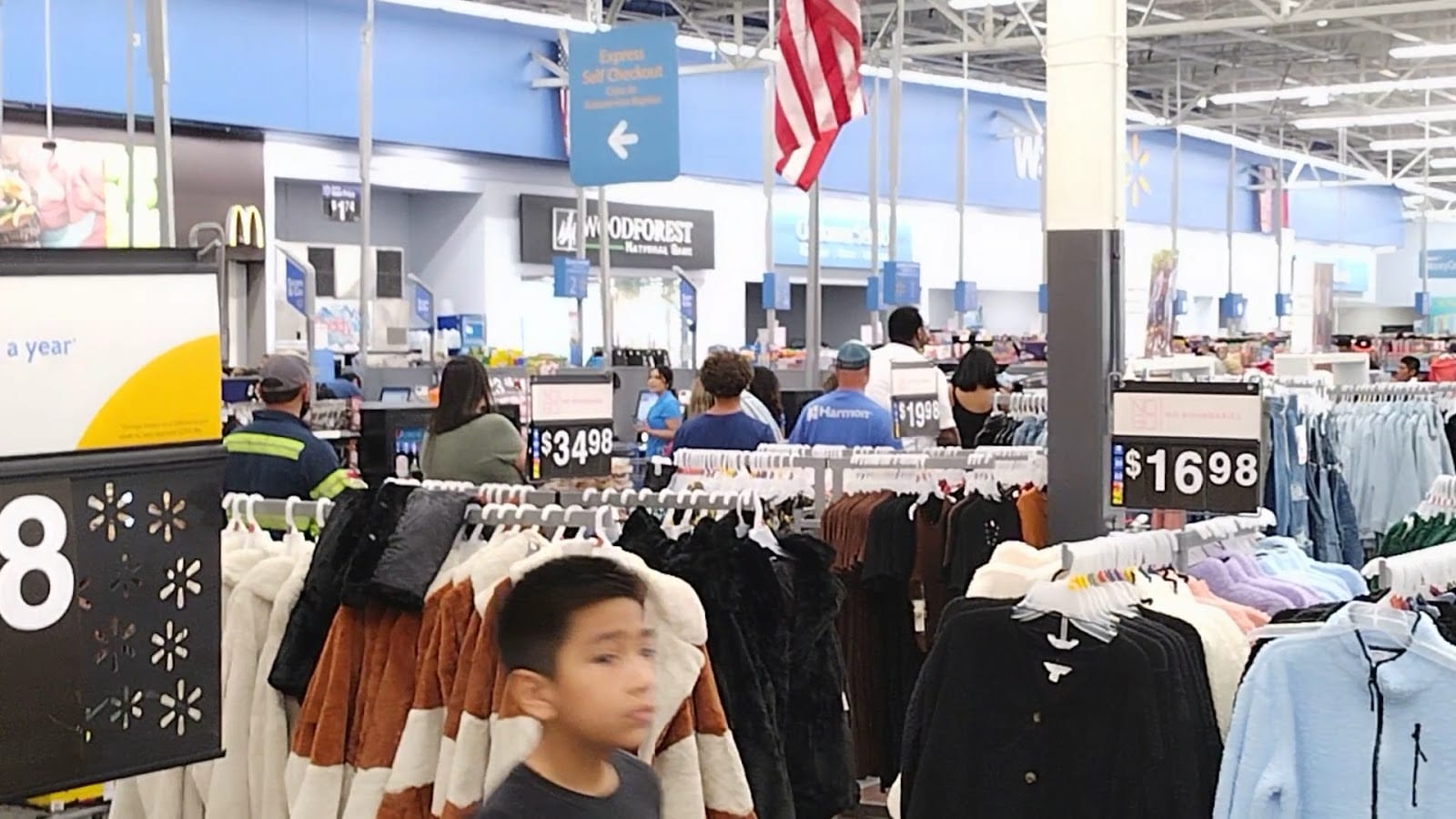 Walmart Supercenter, photo 3