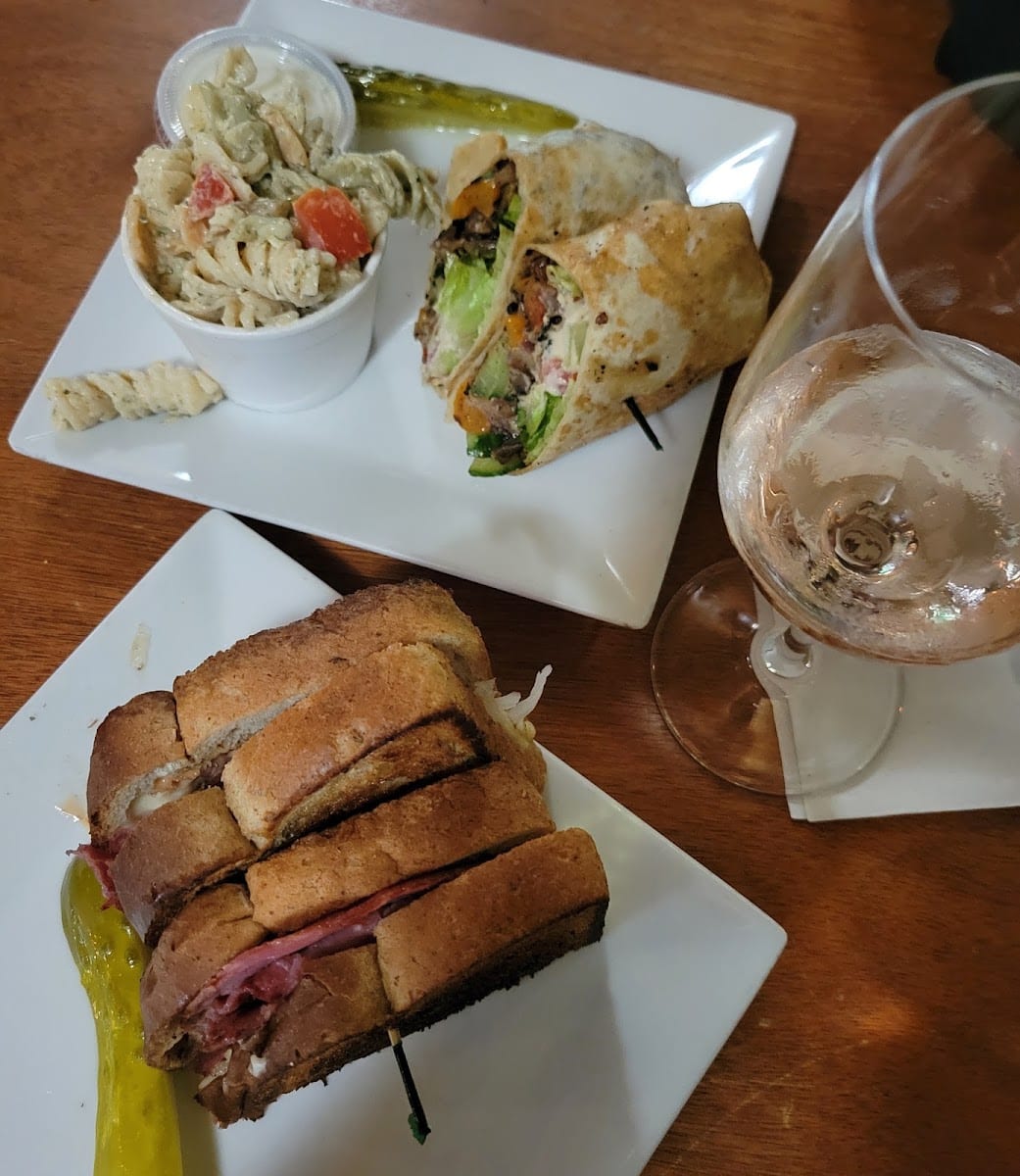 Maghee's Grill On the Hill