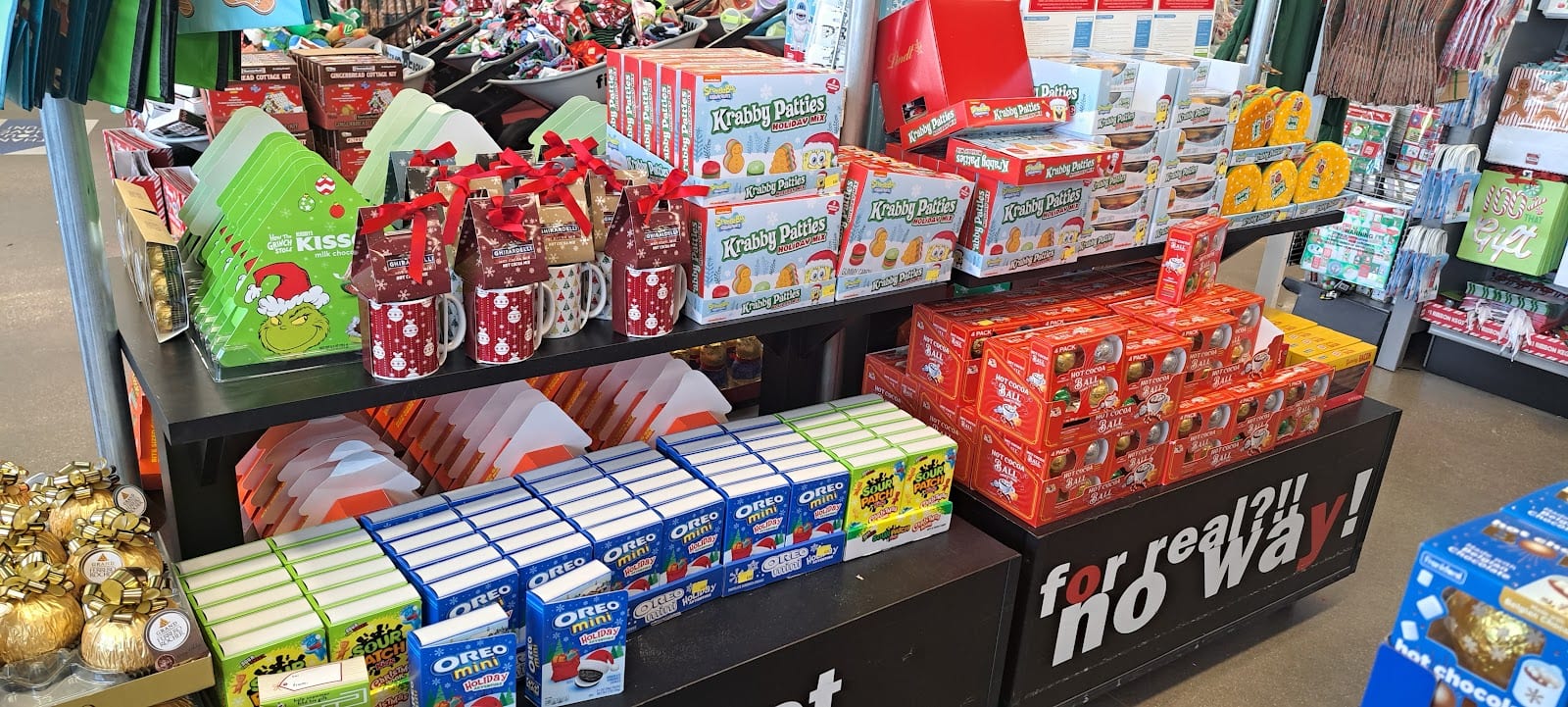 Five Below, photo 3
