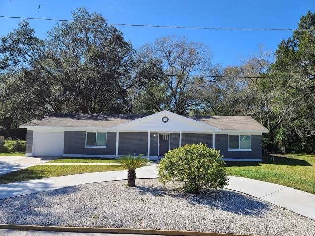 3Bdr 2Bath on Golf Course Near Tampa Attractions