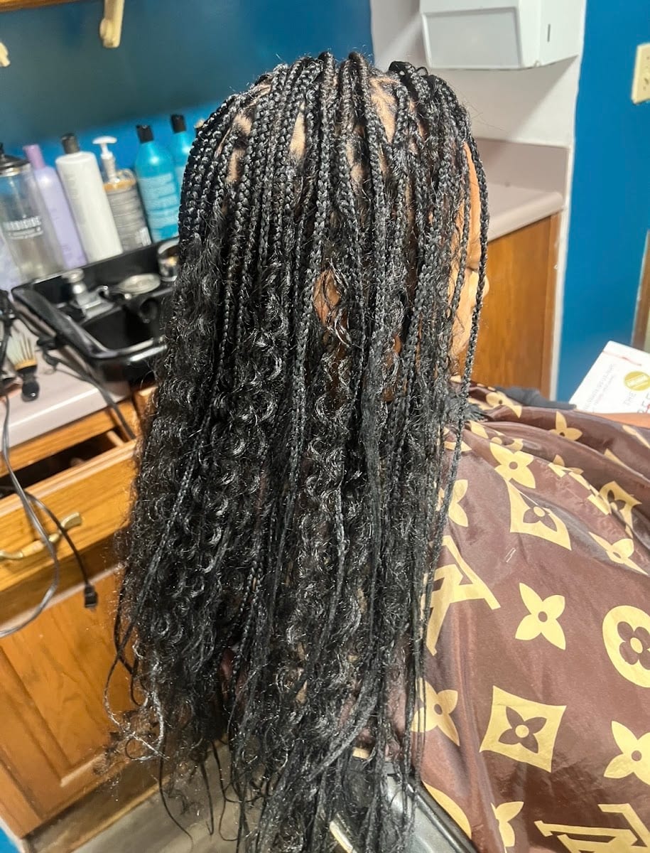 Indulge Beauty Salon LLC, photo 2