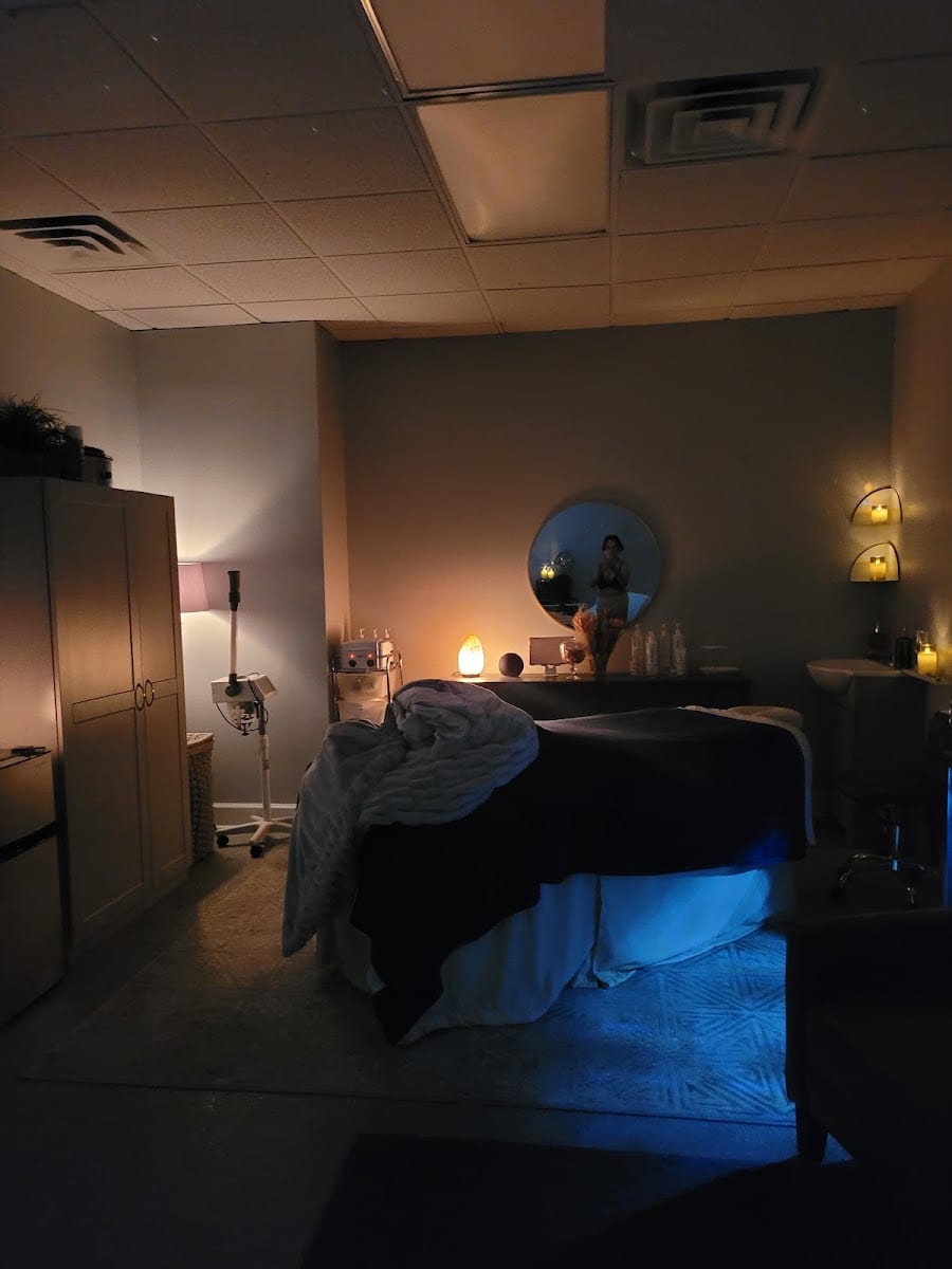 Bless'd Hands Massage Therapy